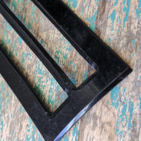 Bundle of 4 Vintage Buckles - Wood, Lucite, Faux Leather Tight Top, Cardboard - Picture 9 of 14